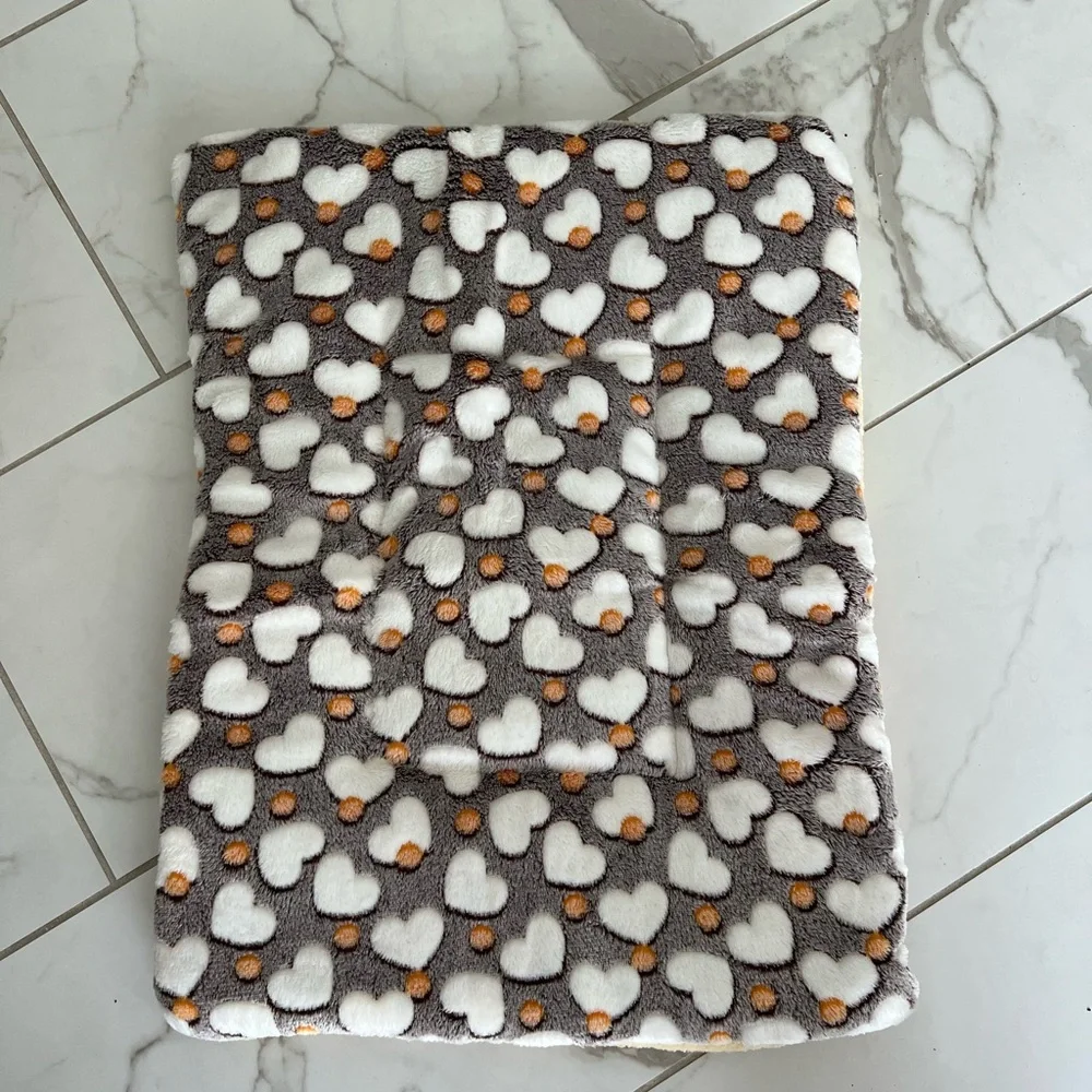 Luxury Soft Fleece & Flannel Cat/Dog Bed